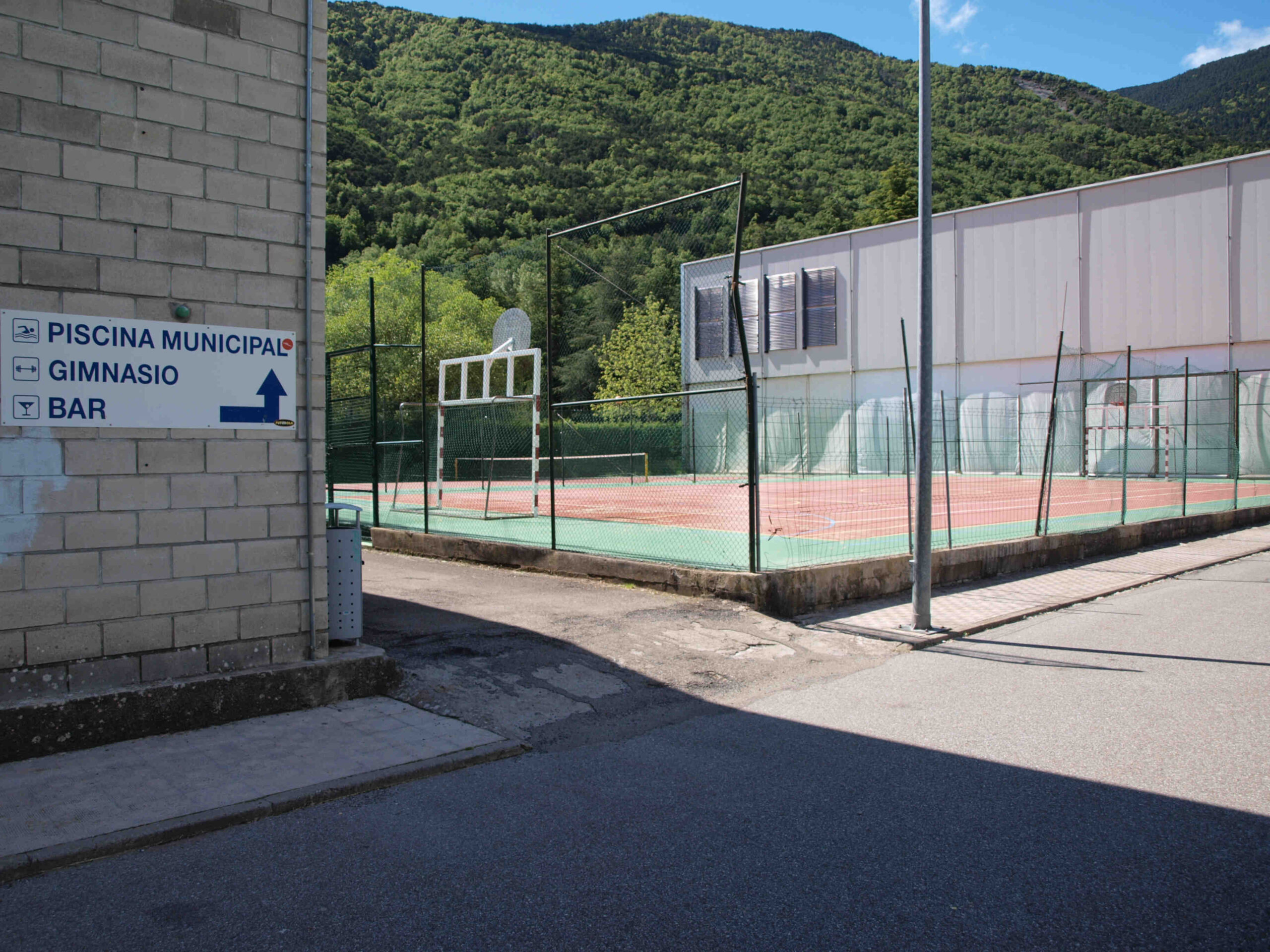 piscina biescas